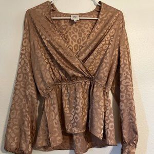 ROSE GOLD LEOPARD PRINT CROP TOP